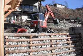 Travaux d'enrochement pelle araignée